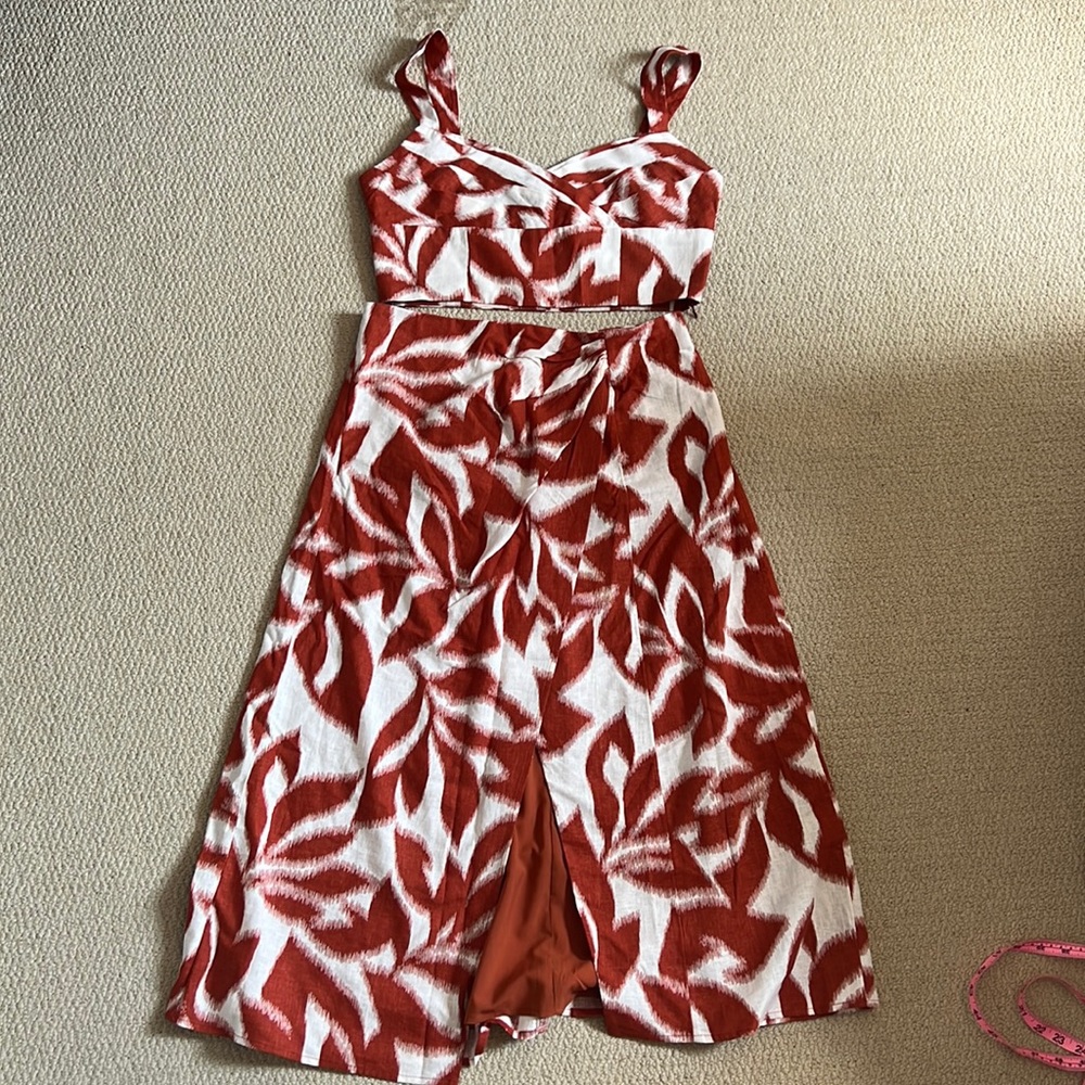 Banana Republic skirt and crop matching set size 12 NWT summer ‘23